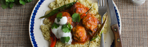 Boulettes de viande marocaines épicées et couscous (Riche en protéines, riche en fibres)